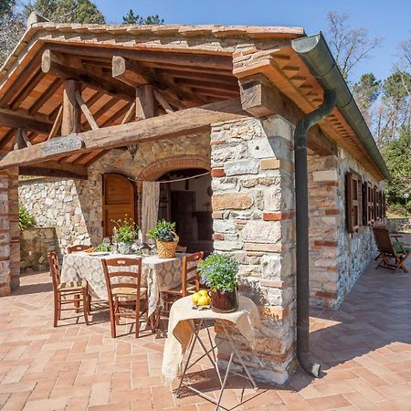 Вилла Casa Nel Bosco Сассетта Экстерьер фото